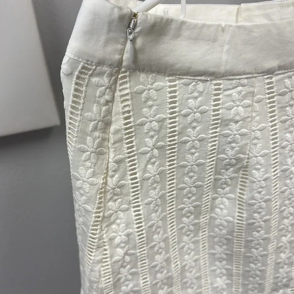 Mini Skirt - Picture 5 of 6